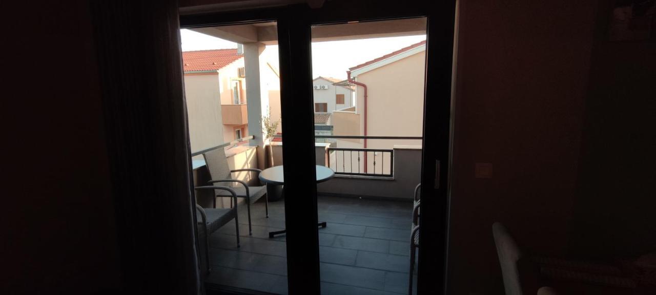 ביוגראד נה מורו Spacious Modern Apartment מראה חיצוני תמונה