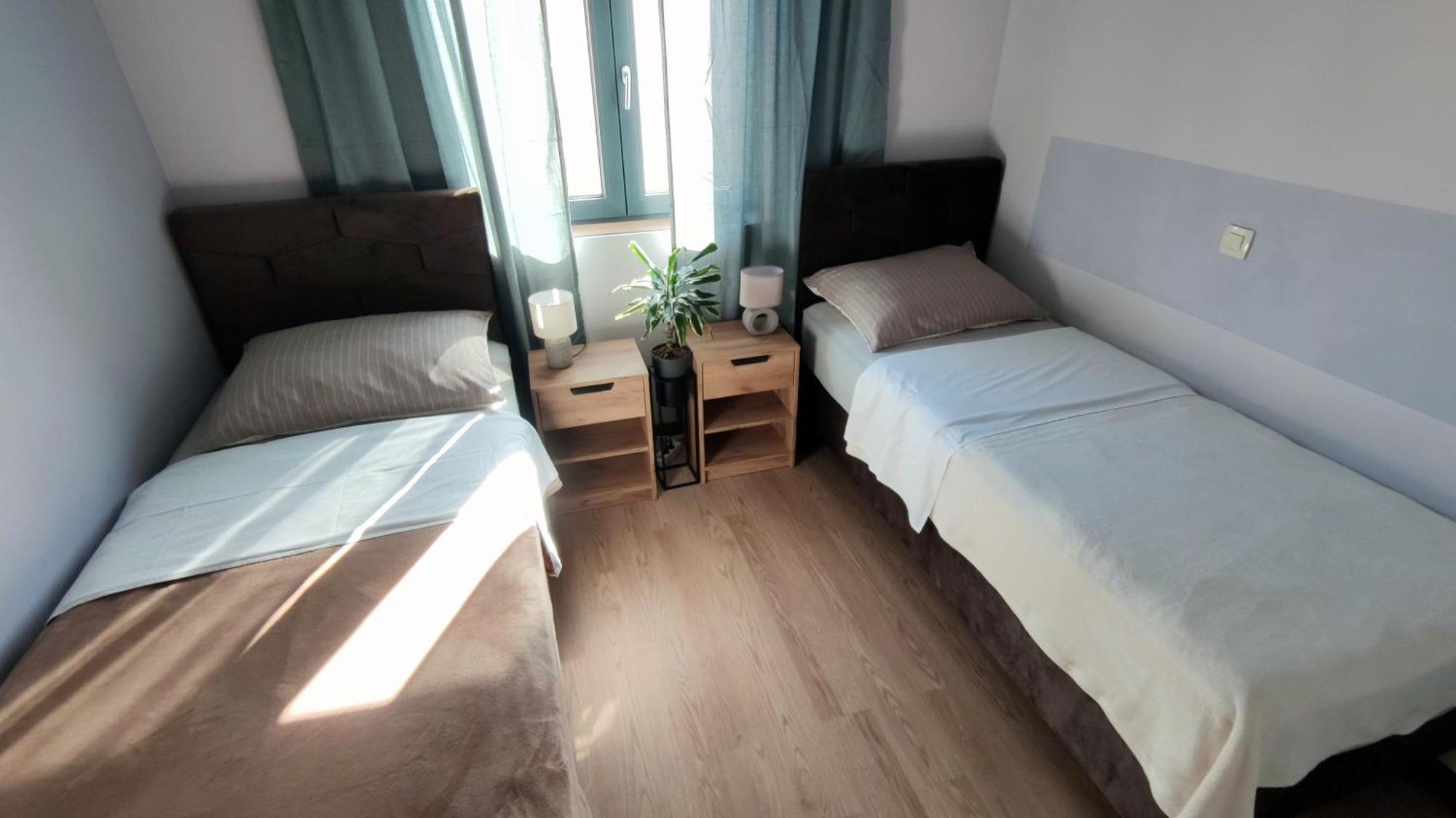 ביוגראד נה מורו Spacious Modern Apartment מראה חיצוני תמונה